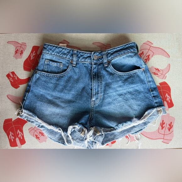 PacSun Blue Mom Jean Shorts Distressed Cut-Offs - Picture 1 of 4